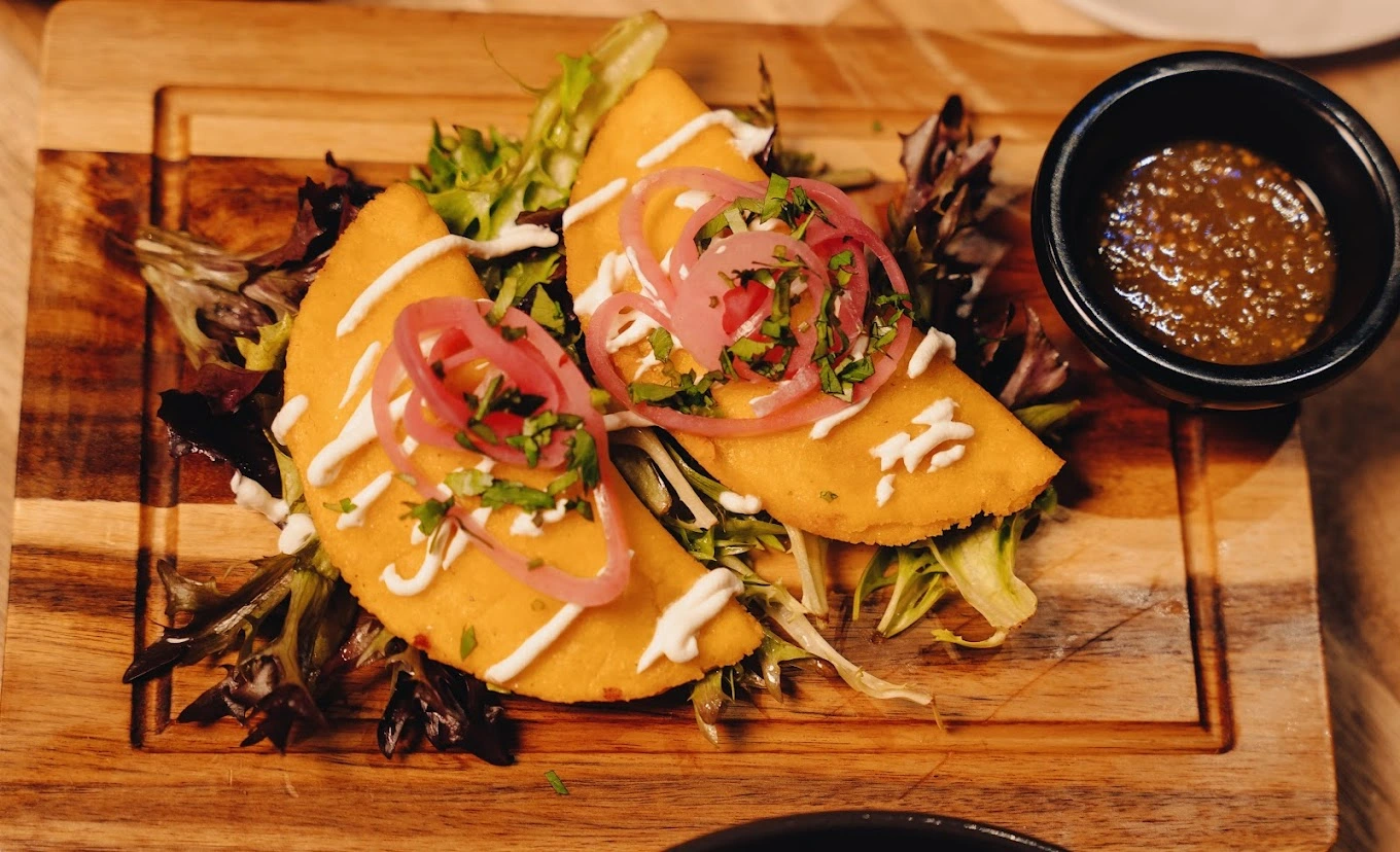 Donair and Shawarma House restaurant in Broadmoor Heritage Plaza Sherwood Park AB